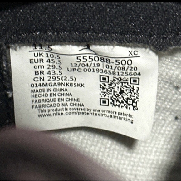 Jordan Men's White and Purple Sneakers - Picture 4 of 7